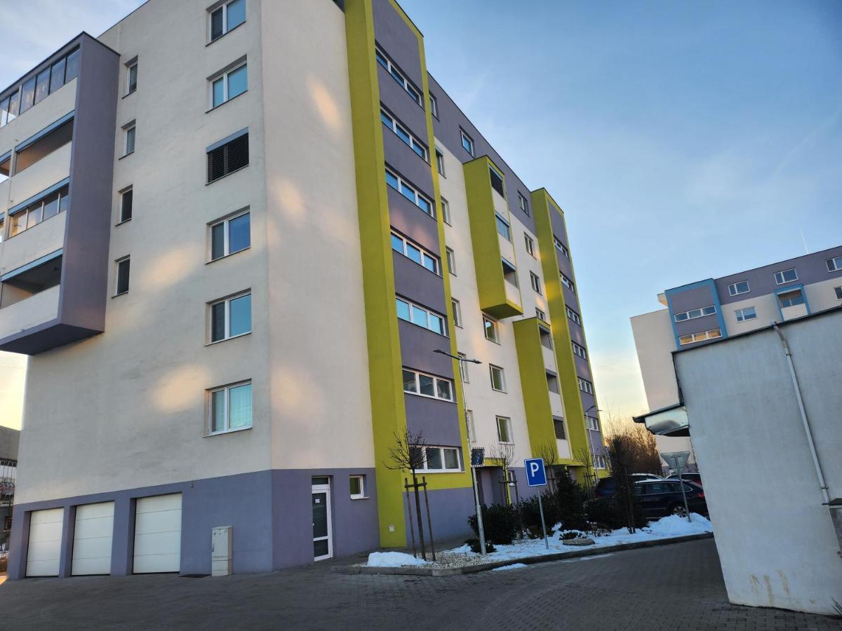 Apartman Greenside Michalovce Exteriér fotografie